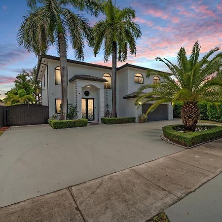 Luxury Beach Oasis - Heated Pool, Game Extravaganza L44 Miami Bagian luar foto