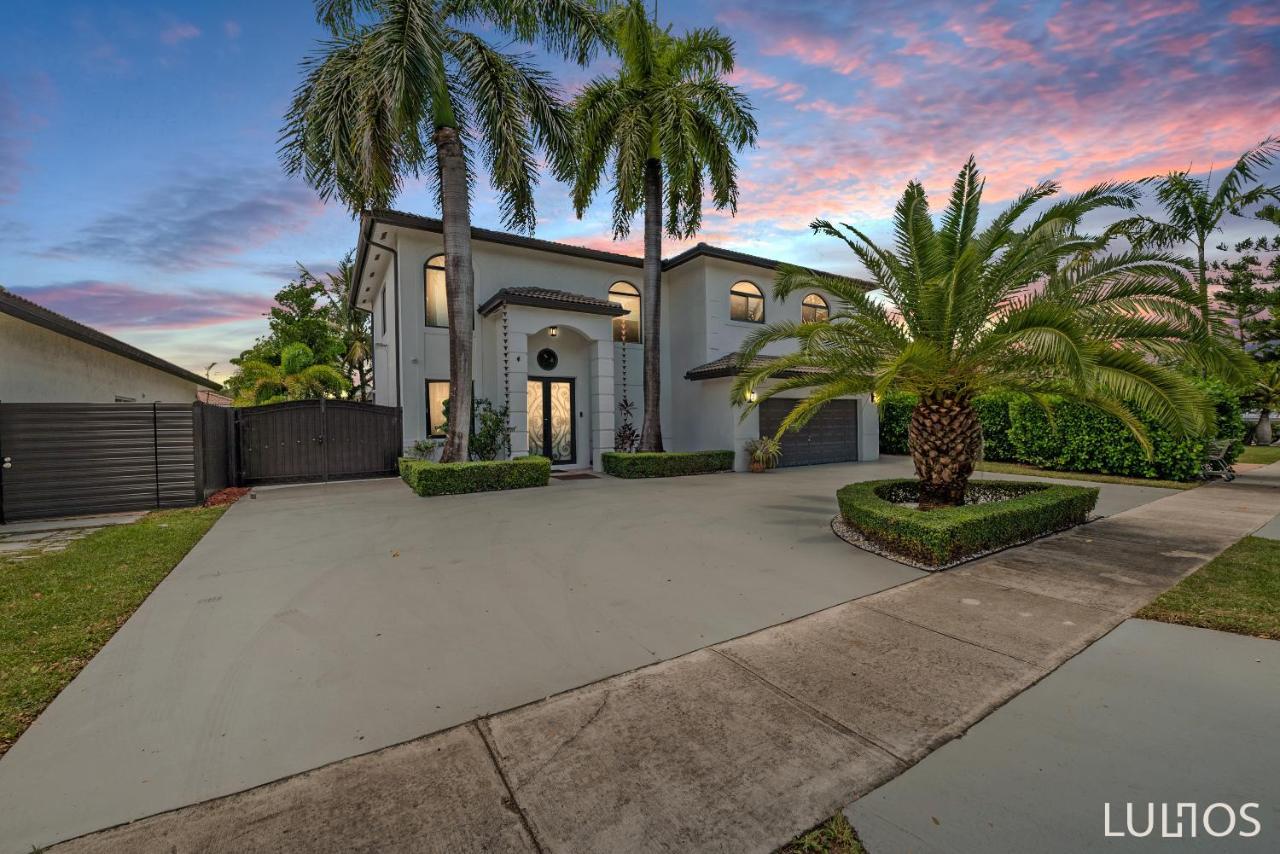 Luxury Beach Oasis - Heated Pool, Game Extravaganza L44 Miami Bagian luar foto